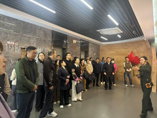 追寻足迹砺初心 锤炼党性强担当508 追寻足迹砺初心 锤炼党性强担当508